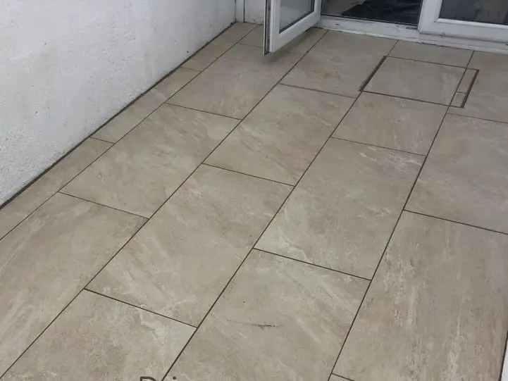 Porcelain Tiling